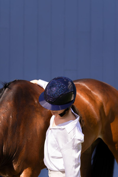 Kask z szerokim daszkiem KASK Star Lady Pure Shine Abisso 