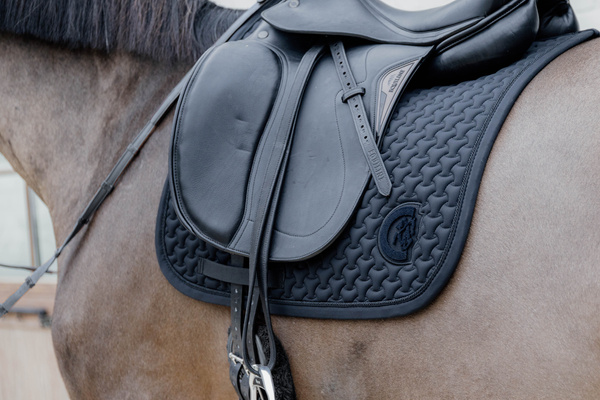 Czaprak ujeżdżeniowy Kentucky Horsewear Plaited 3D Logo
