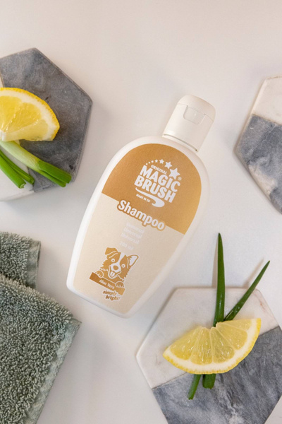Szampon dla psów Magic Brush - trawa cytrynowa