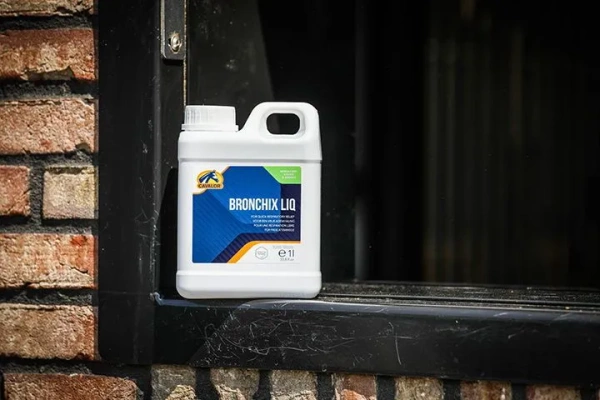 Suplement w płynie wspomagający drogi oddechowe Cavalor Bronchix Liq