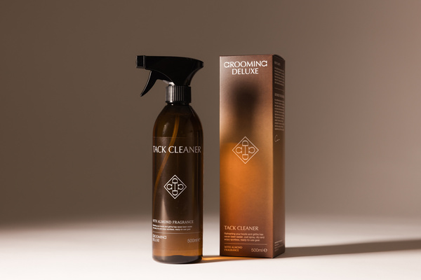 Spray do czyszczenia skór i materiałów syntetycznych Grooming Deluxe Tack Cleaner