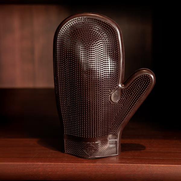 Gumowa rękawica do pielęgnacji konia Grooming Deluxe