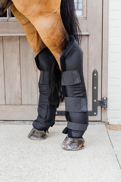 Ochraniacze stajenno-transportowe z osłoną stawu skokowego Kentucky Horsewear Stable Boots PROtect Long Hind with Hook Protection