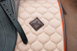 Czaprak ujeżdżeniowy Kentucky Horsewear Onion Quilt Neon Leather
