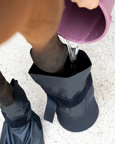 Buty ochronne i chłodzące na kopyta Kentucky Horsewear Hoof Boots Medical & Ice