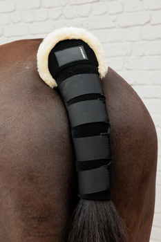 Ochraniacz na ogon do transportu Kentucky Horsewear Sheepskin