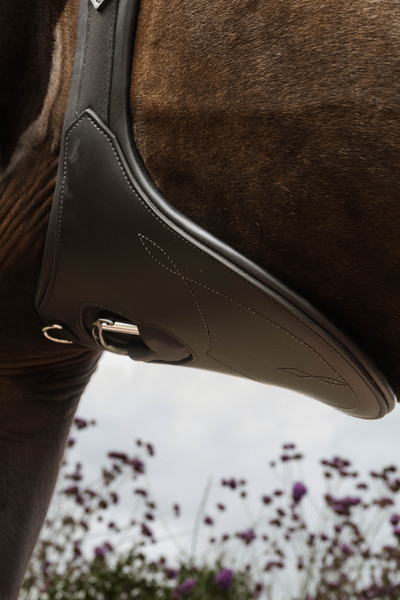 Popręg z fartuchem Kentucky Horsewear Anatomic