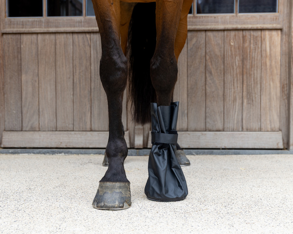 Buty ochronne i chłodzące na kopyta Kentucky Horsewear Hoof Boots Medical & Ice