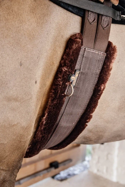 Popręg z futrem syntetycznym Kentucky Horsewear Sheepskin Girth