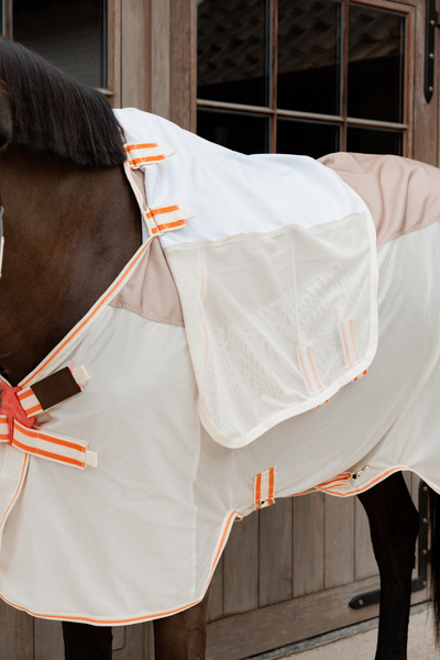 Derka siatkowa przeciw owadom z wodoodpornym grzbietem Kentucky Horsewear Waterproof Combo Fly Rug Comfort