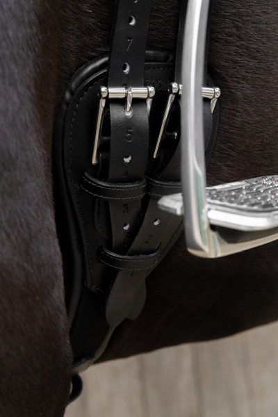 Popręg ujeżdżeniowy Kentucky Horsewear Anatomic Short Girth