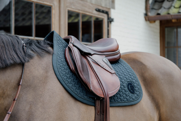 Czaprak wszechstronny Kentucky Horsewear Plaited 3D Logo
