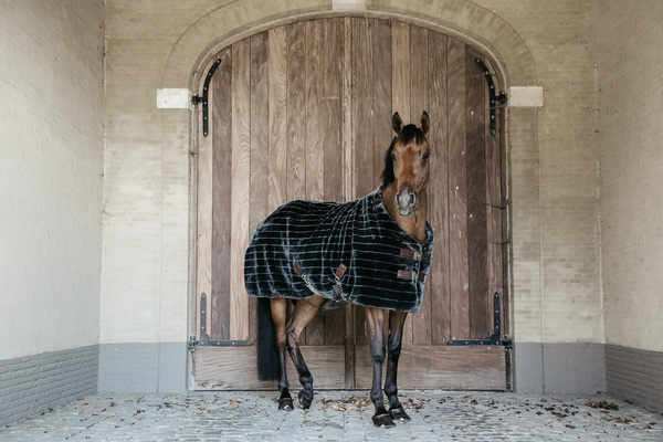 Derka stajenna Kentucky Horsewear Fake Fur - 400g