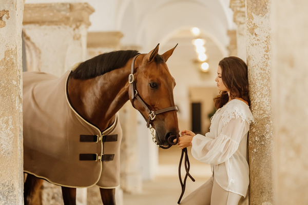 Kantar ze skóry syntetycznej Kentucky Horsewear Leather Halter Wellington