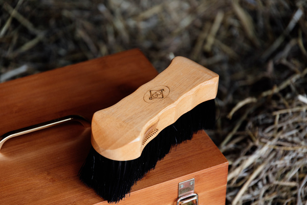 Szczotka do sierści Grooming Deluxe Middle Hard