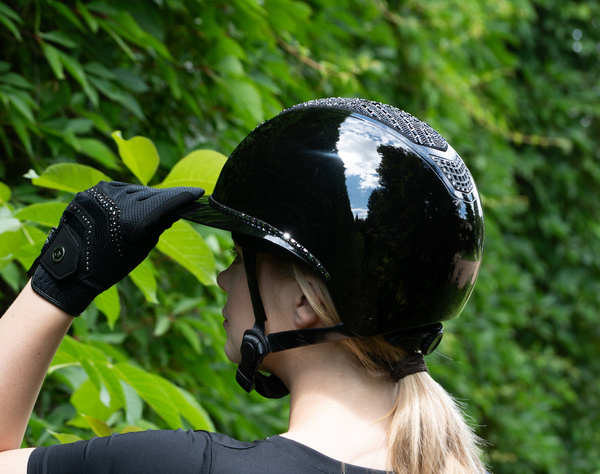 Kask jeździecki z szerokim daszkiem Fair Play Quantinum 2.0 Supreme Shiny