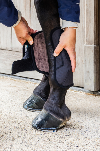 Ochraniacze crossowe z futrem Kentucky Horsewear Eventing Boots 3D Air Flow Skin Friendly - przody
