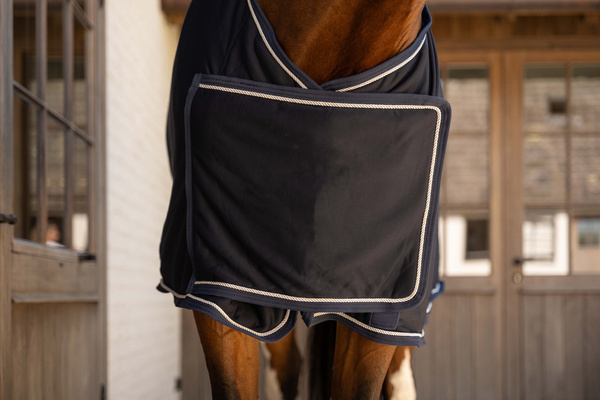 Derka dekoracyjna Kentucky Horsewear Prize Giving Cooler Fleece Rug