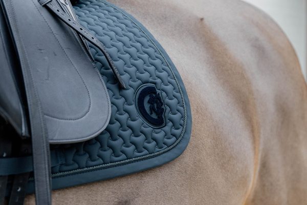 Czaprak ujeżdżeniowy Kentucky Horsewear Plaited 3D Logo