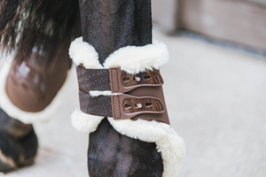 Ochraniacze tylne z futrem Kentucky Horsewear Vegan Sheepskin Elastic