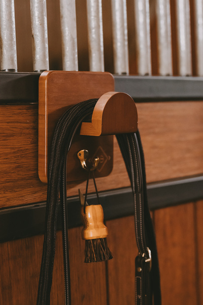 Kopystka ze szczotką Grooming Deluxe