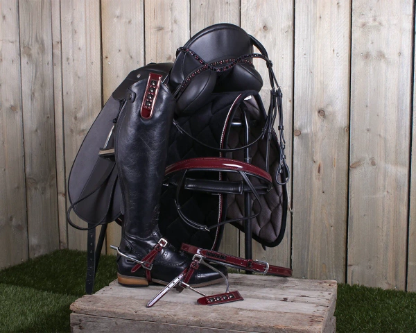 Ozdobne klipsy do oficerek QHP Chianti