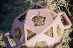 Piłka na siano dla konia Kentucky Horsewear Relax Horse Play & Hay Ball