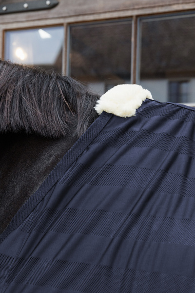 Derka siatkowa przeciw owadom Kentucky Horsewear Light Striped Mesh Fly Sheet