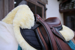 Podkładka pod siodło Kentucky Horsewear Sheepskin Half Pad Anatomic Absorb