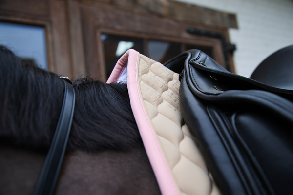 Czaprak ujeżdżeniowy Kentucky Horsewear Softshell Onion Quilt