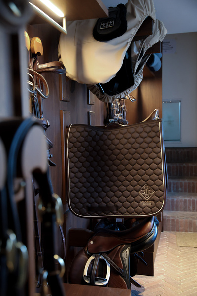 Czaprak ujeżdżeniowy Grooming Deluxe Show Dressage