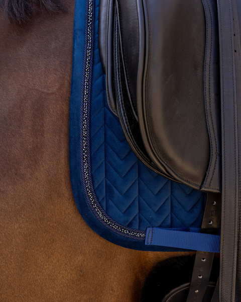 Czaprak ujeżdżeniowy Kentucky Horsewear Velvet Mini Pearls