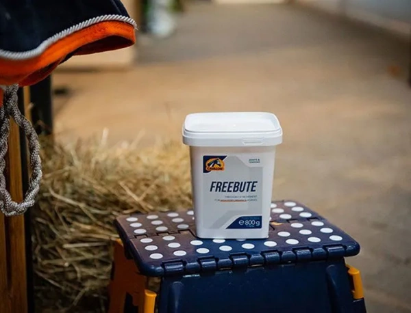 Suplement zapewniający wsparcie dla mięśni i stawów Cavalor FreeBute