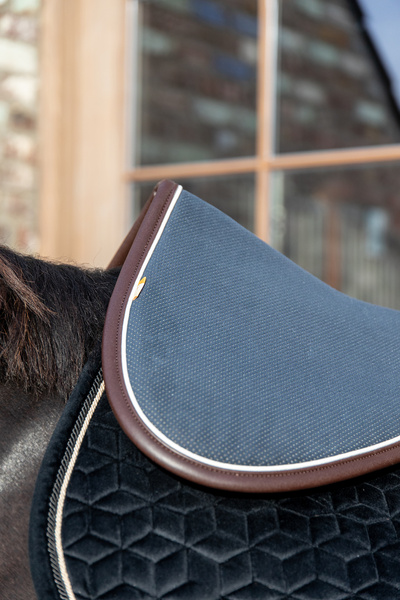 Podkładka pod siodło Kentucky Horsewear Half Pad Anatomic Absorb