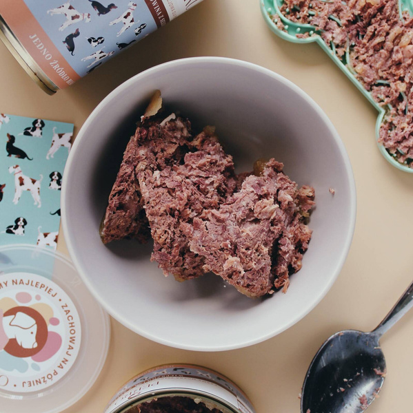 Karma mokra Perro - Wieprzowina z selerem