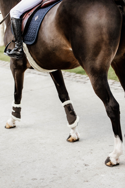 Popręg z futrem syntetycznym Kentucky Horsewear Sheepskin Girth