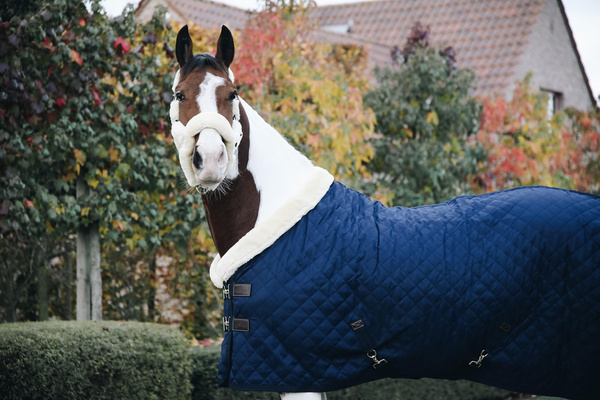 Derka stajenna Kentucky Horsewear Show Rug Logo 160g