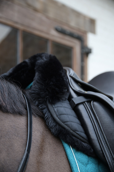 Podkładka pod siodło Kentucky Horsewear Sheepskin Half Pad Anatomic Absorb