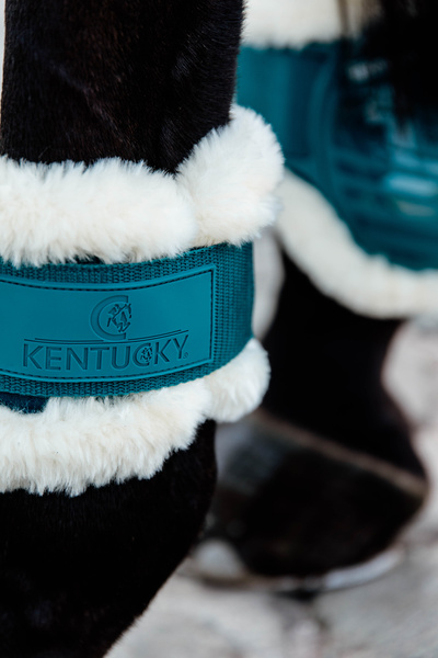 Ochraniacze tylne z futrem Kentucky Horsewear Young Horse TPU