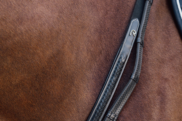 Napierśnik z mostkiem Dy'on D Collection Plaited DY06H