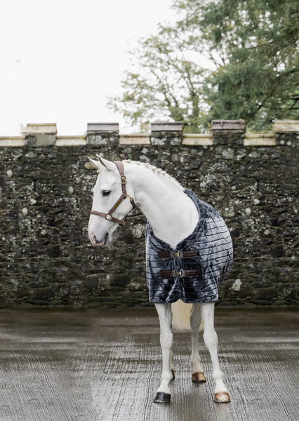 Derka stajenna Kentucky Horsewear Fake Fur - 400g