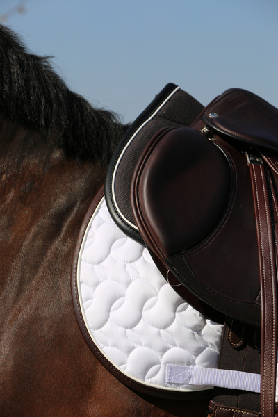 Podkładka pod siodło Kentucky Horsewear Half Pad Anatomic Absorb