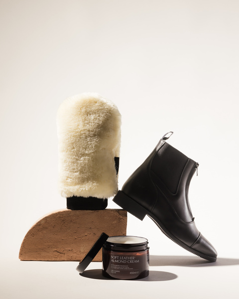 Balsam do skór Grooming Deluxe Soft Leather Almond Cream