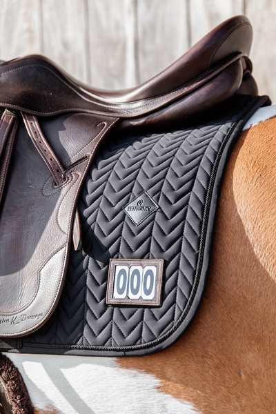 Czaprak ujeżdżeniowy  Kentucky Horsewear Fishbone Competition