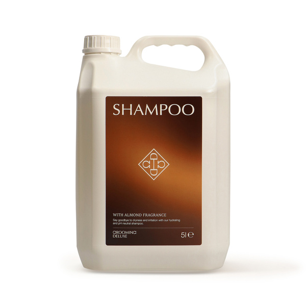 Szampon dla koni Grooming Deluxe Almond Gloss Shampoo