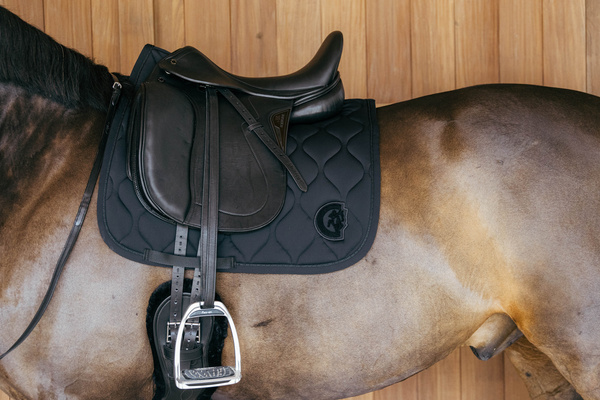 Czaprak ujeżdżeniowy Kentucky Horsewear Wave