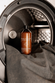 Płyn do prania derek Grooming Deluxe Horse Rug Wash Extra Clean
