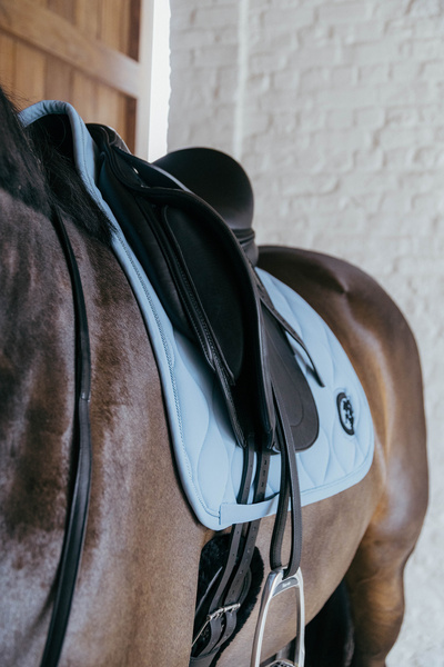 Czaprak ujeżdżeniowy Kentucky Horsewear Wave