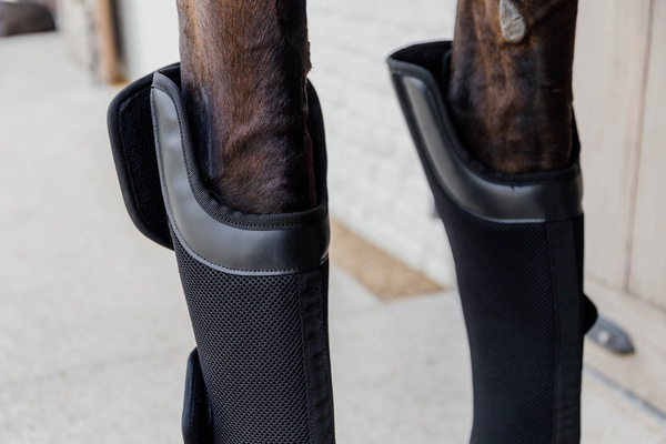 Ochraniacze transportowe na tylne nogi Kentucky Horsewear 3D Spacer Travel Boots Hind
