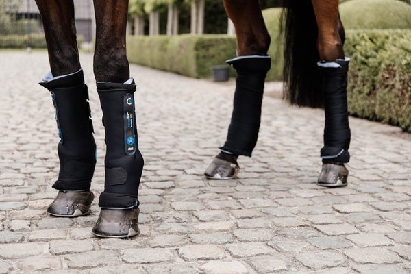 Magnetyczne ochraniacze stajenne Kentucky Horsewear Recuptex